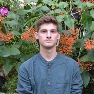 Meet your Posher, Devin